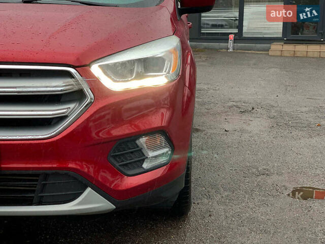 Червоний Форд Ескейп, об'ємом двигуна 2 л та пробігом 179 тис. км за 14890 $, фото 8 на Automoto.ua