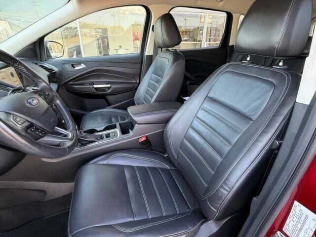 Красный Форд Эскейп, объемом двигателя 2 л и пробегом 53 тыс. км за 2300 $, фото 7 на Automoto.ua