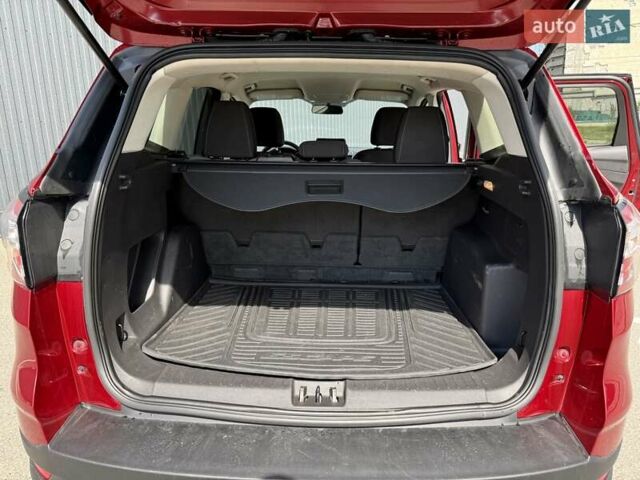 Червоний Форд Ескейп, об'ємом двигуна 2 л та пробігом 121 тис. км за 14400 $, фото 12 на Automoto.ua