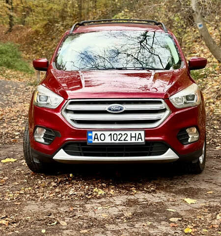 Форд Ескейп 2018 у Львові на Automoto.ua Червоний Форд Ескейп, об'ємом двигуна 1.5 л та пробігом 105 тис. км за 13300 $, фото 2 на Automoto.ua
