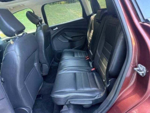 Красный Форд Эскейп, объемом двигателя 1.5 л и пробегом 88 тыс. км за 9500 $, фото 10 на Automoto.ua