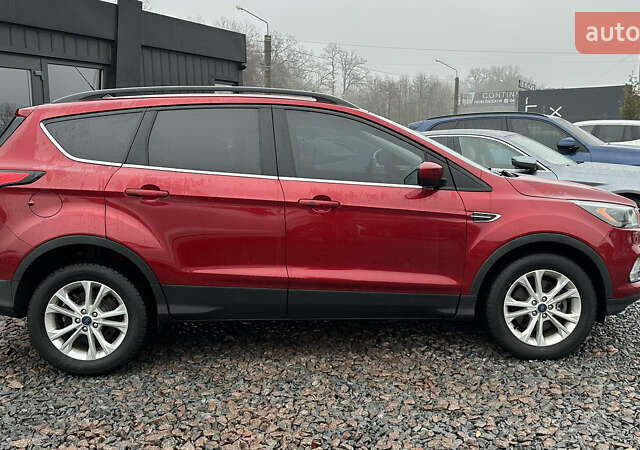 Красный Форд Эскейп, объемом двигателя 1.5 л и пробегом 66 тыс. км за 14300 $, фото 7 на Automoto.ua