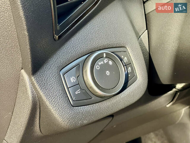 Червоний Форд Ескейп, об'ємом двигуна 1.5 л та пробігом 154 тис. км за 12999 $, фото 47 на Automoto.ua