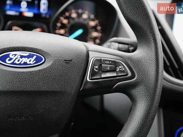 Червоний Форд Ескейп, об'ємом двигуна 1.5 л та пробігом 85 тис. км за 13500 $, фото 26 на Automoto.ua