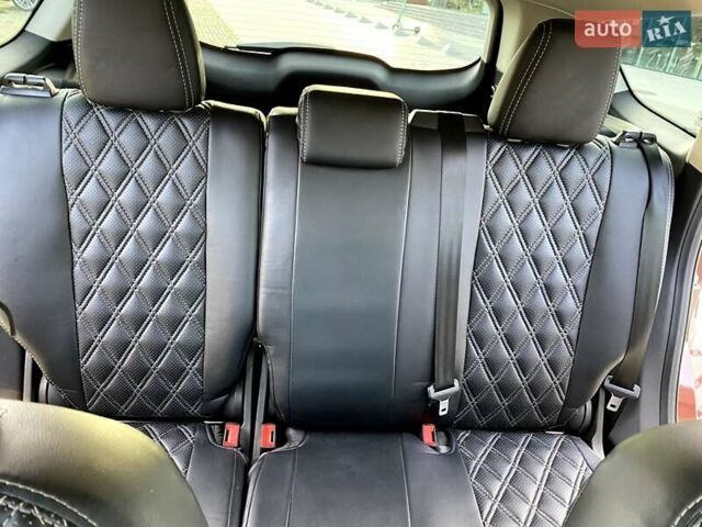 Червоний Форд Ескейп, об'ємом двигуна 2.5 л та пробігом 82 тис. км за 13499 $, фото 31 на Automoto.ua