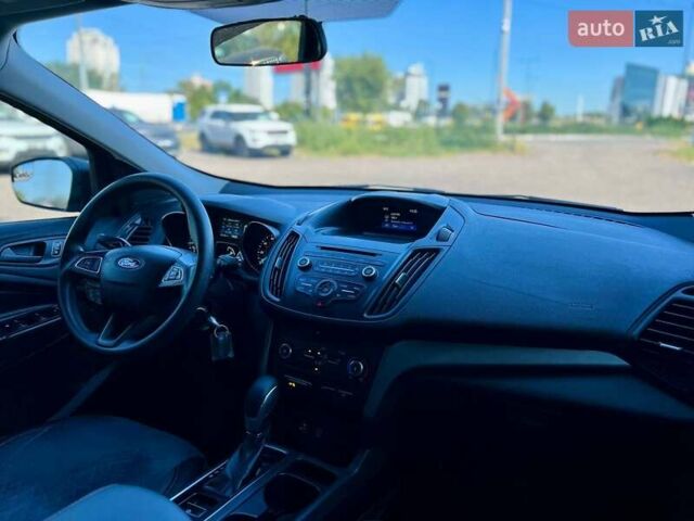 Форд Эскейп 2018 в Каменке на Automoto.ua Красный Форд Эскейп, объемом двигателя 2.5 л и пробегом 202 тыс. км за 11900 $, фото 18 на Automoto.ua