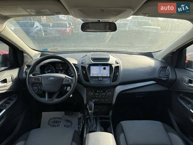 Червоний Форд Ескейп, об'ємом двигуна 1.5 л та пробігом 176 тис. км за 9500 $, фото 11 на Automoto.ua