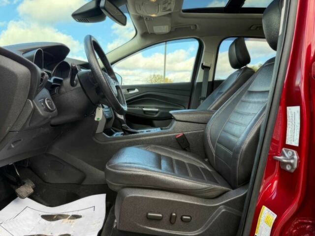 Красный Форд Эскейп, объемом двигателя 1.5 л и пробегом 45 тыс. км за 8000 $, фото 8 на Automoto.ua