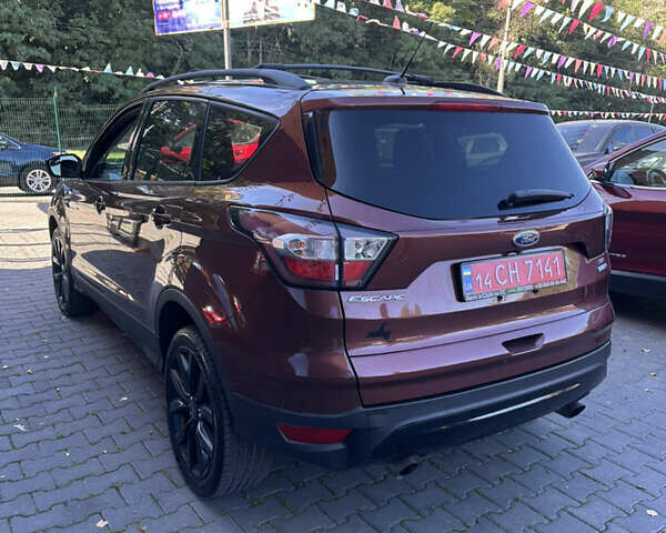 Форд Эскейп 2018 в Черновцах на Automoto.ua Красный Форд Эскейп, объемом двигателя 1.5 л и пробегом 130 тыс. км за 12900 $, фото 5 на Automoto.ua