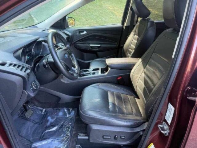 Красный Форд Эскейп, объемом двигателя 1.5 л и пробегом 88 тыс. км за 9500 $, фото 11 на Automoto.ua