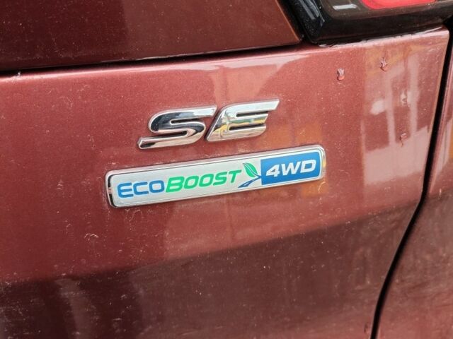 Красный Форд Эскейп, объемом двигателя 0 л и пробегом 200 тыс. км за 12500 $, фото 14 на Automoto.ua