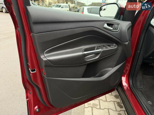 Красный Форд Эскейп, объемом двигателя 1.5 л и пробегом 154 тыс. км за 12499 $, фото 25 на Automoto.ua