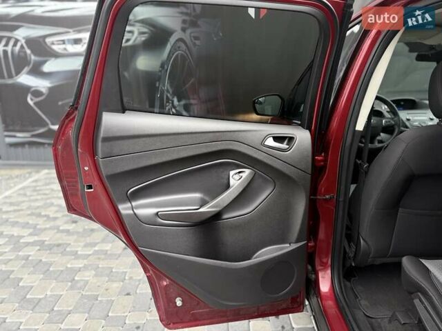 Красный Форд Эскейп, объемом двигателя 1.5 л и пробегом 160 тыс. км за 11900 $, фото 53 на Automoto.ua