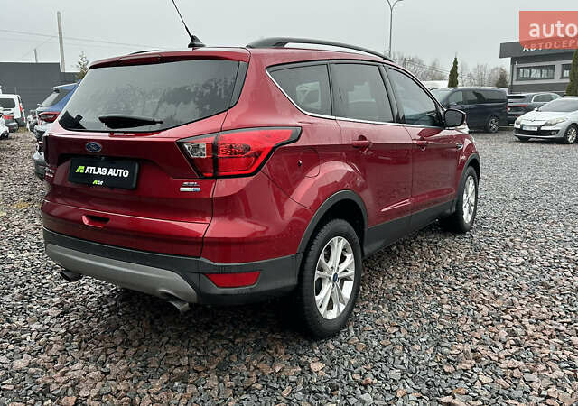 Красный Форд Эскейп, объемом двигателя 1.5 л и пробегом 66 тыс. км за 14300 $, фото 6 на Automoto.ua