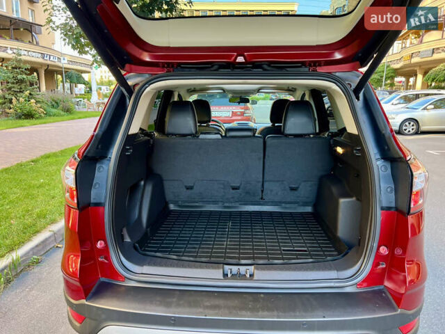 Червоний Форд Ескейп, об'ємом двигуна 1.5 л та пробігом 154 тис. км за 12999 $, фото 64 на Automoto.ua