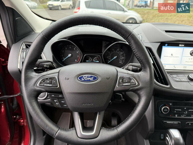 Красный Форд Эскейп, объемом двигателя 1.5 л и пробегом 154 тыс. км за 12499 $, фото 29 на Automoto.ua