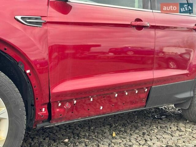 Червоний Форд Ескейп, об'ємом двигуна 1.5 л та пробігом 176 тис. км за 9500 $, фото 17 на Automoto.ua