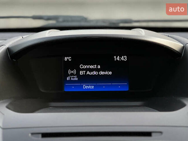 Красный Форд Эскейп, объемом двигателя 1.5 л и пробегом 235 тыс. км за 12200 $, фото 14 на Automoto.ua