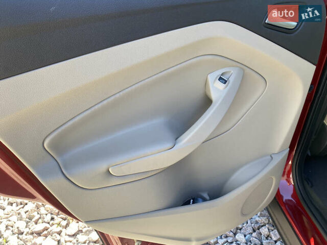 Красный Форд Эскейп, объемом двигателя 1.5 л и пробегом 66 тыс. км за 14700 $, фото 24 на Automoto.ua