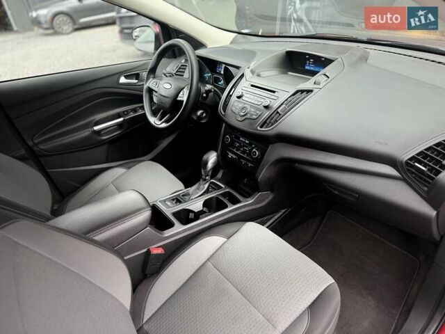 Красный Форд Эскейп, объемом двигателя 1.5 л и пробегом 160 тыс. км за 11900 $, фото 47 на Automoto.ua