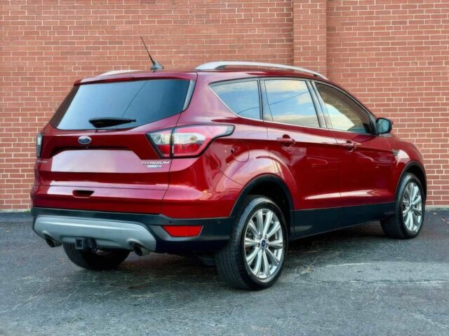 Червоний Форд Ескейп, об'ємом двигуна 2 л та пробігом 40 тис. км за 6300 $, фото 6 на Automoto.ua