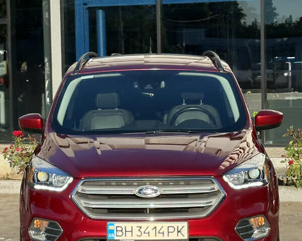 Червоний Форд Ескейп, об'ємом двигуна 1.5 л та пробігом 86 тис. км за 14500 $, фото 2 на Automoto.ua