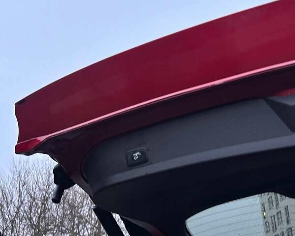 Красный Форд Эскейп, объемом двигателя 1.5 л и пробегом 175 тыс. км за 11999 $, фото 8 на Automoto.ua