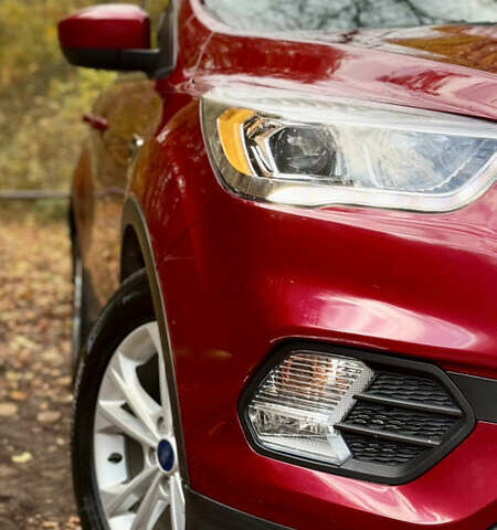 Форд Ескейп 2018 у Львові на Automoto.ua Червоний Форд Ескейп, об'ємом двигуна 1.5 л та пробігом 105 тис. км за 13300 $, фото 14 на Automoto.ua