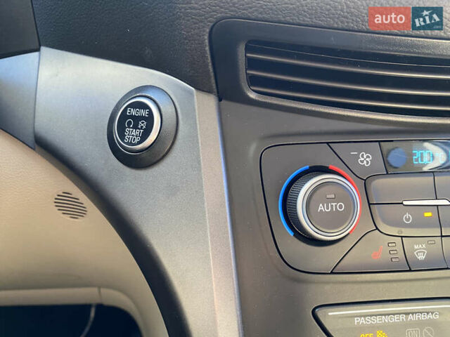 Красный Форд Эскейп, объемом двигателя 1.5 л и пробегом 66 тыс. км за 14700 $, фото 19 на Automoto.ua