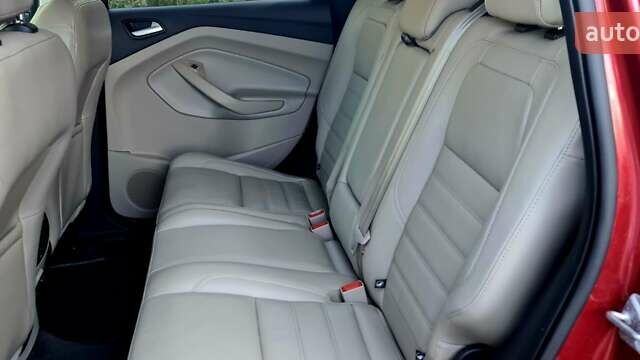 Красный Форд Эскейп, объемом двигателя 1.5 л и пробегом 40 тыс. км за 13100 $, фото 13 на Automoto.ua