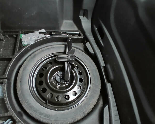 Червоний Форд Ескейп, об'ємом двигуна 2 л та пробігом 155 тис. км за 8500 $, фото 14 на Automoto.ua