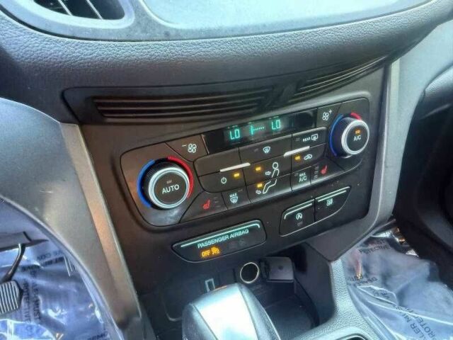 Красный Форд Эскейп, объемом двигателя 1.5 л и пробегом 88 тыс. км за 9500 $, фото 13 на Automoto.ua