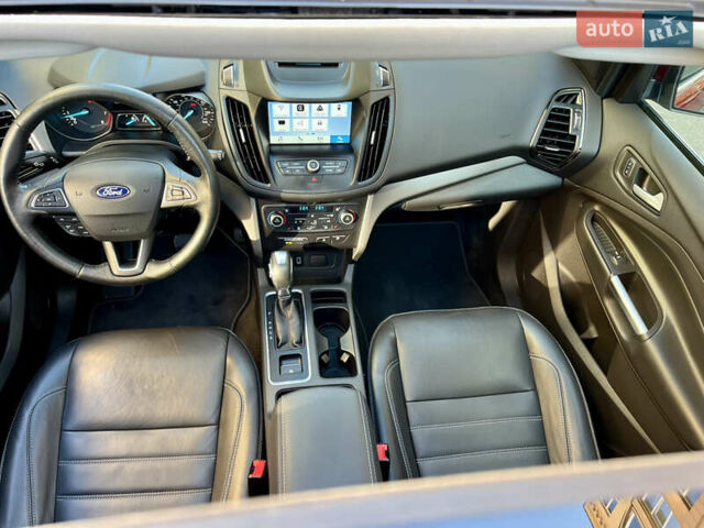 Червоний Форд Ескейп, об'ємом двигуна 1.5 л та пробігом 154 тис. км за 12999 $, фото 37 на Automoto.ua