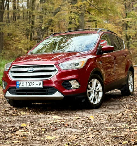 Форд Ескейп 2018 у Львові на Automoto.ua Червоний Форд Ескейп, об'ємом двигуна 1.5 л та пробігом 105 тис. км за 13300 $, фото 1 на Automoto.ua
