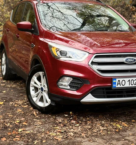 Форд Ескейп 2018 у Львові на Automoto.ua Червоний Форд Ескейп, об'ємом двигуна 1.5 л та пробігом 105 тис. км за 13300 $, фото 8 на Automoto.ua
