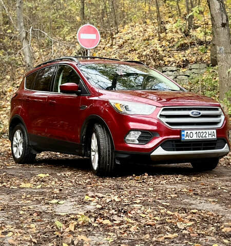 Форд Ескейп 2018 у Львові на Automoto.ua Червоний Форд Ескейп, об'ємом двигуна 1.5 л та пробігом 105 тис. км за 13300 $, фото 3 на Automoto.ua