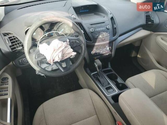 Червоний Форд Ескейп, об'ємом двигуна 2 л та пробігом 155 тис. км за 8500 $, фото 12 на Automoto.ua