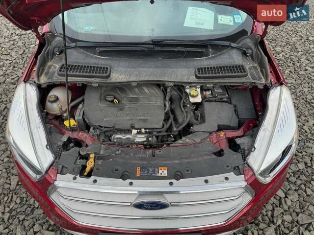 Червоний Форд Ескейп, об'ємом двигуна 1.5 л та пробігом 176 тис. км за 9500 $, фото 18 на Automoto.ua