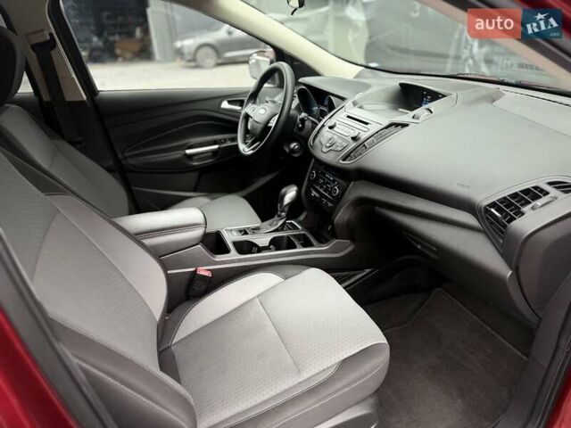 Красный Форд Эскейп, объемом двигателя 1.5 л и пробегом 160 тыс. км за 11900 $, фото 49 на Automoto.ua