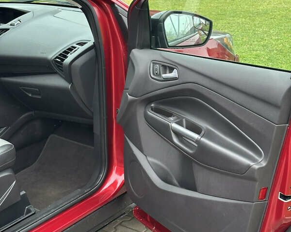 Червоний Форд Ескейп, об'ємом двигуна 1.5 л та пробігом 235 тис. км за 11500 $, фото 14 на Automoto.ua