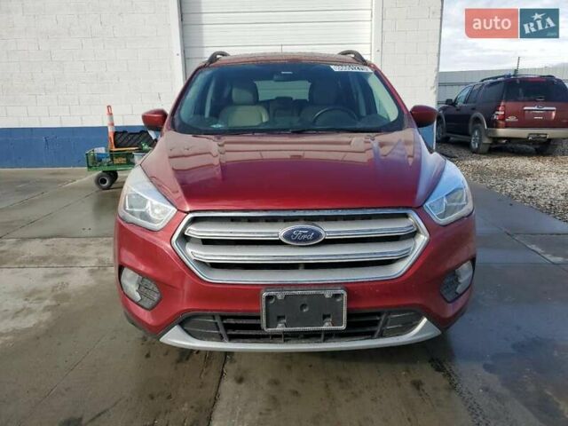 Червоний Форд Ескейп, об'ємом двигуна 1.5 л та пробігом 102 тис. км за 1900 $, фото 4 на Automoto.ua