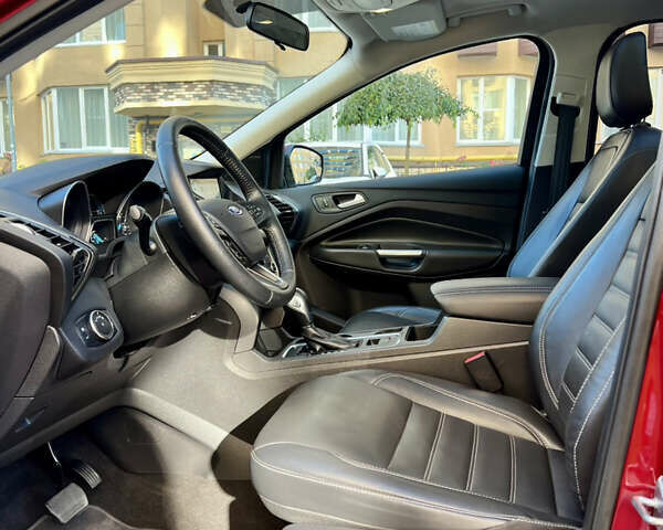 Червоний Форд Ескейп, об'ємом двигуна 1.5 л та пробігом 154 тис. км за 12999 $, фото 30 на Automoto.ua