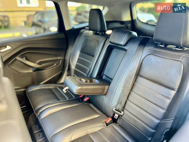 Червоний Форд Ескейп, об'ємом двигуна 1.5 л та пробігом 154 тис. км за 12999 $, фото 36 на Automoto.ua