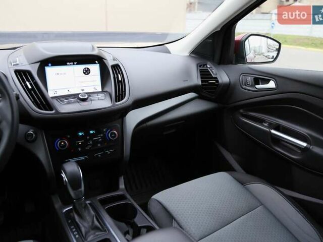 Червоний Форд Ескейп, об'ємом двигуна 1.5 л та пробігом 85 тис. км за 13500 $, фото 12 на Automoto.ua