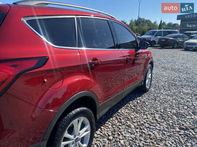 Красный Форд Эскейп, объемом двигателя 1.5 л и пробегом 66 тыс. км за 14700 $, фото 9 на Automoto.ua
