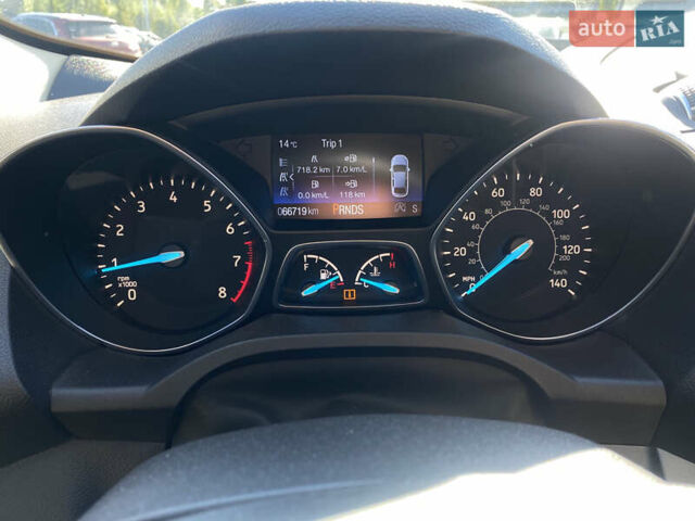 Красный Форд Эскейп, объемом двигателя 1.5 л и пробегом 66 тыс. км за 14700 $, фото 18 на Automoto.ua