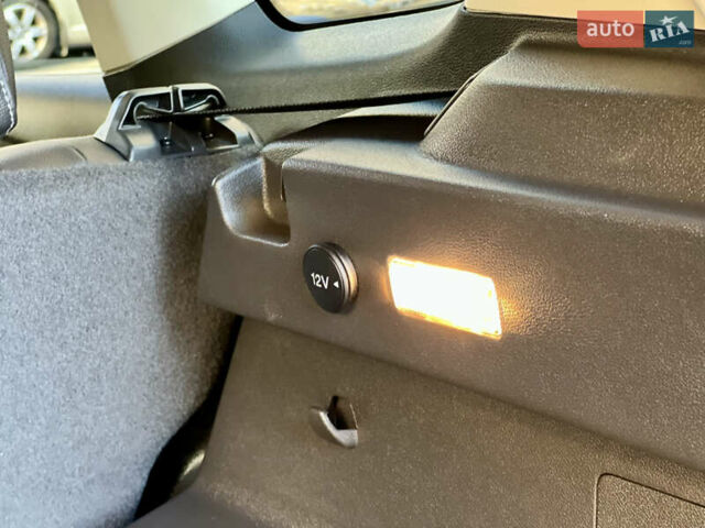 Червоний Форд Ескейп, об'ємом двигуна 1.5 л та пробігом 154 тис. км за 12999 $, фото 65 на Automoto.ua