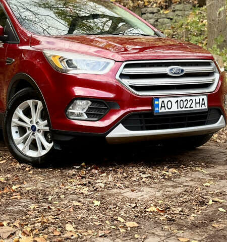 Форд Ескейп 2018 у Львові на Automoto.ua Червоний Форд Ескейп, об'ємом двигуна 1.5 л та пробігом 105 тис. км за 13300 $, фото 23 на Automoto.ua