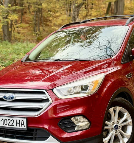 Форд Ескейп 2018 у Львові на Automoto.ua Червоний Форд Ескейп, об'ємом двигуна 1.5 л та пробігом 105 тис. км за 13300 $, фото 15 на Automoto.ua
