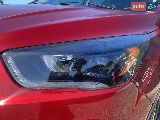 Красный Форд Эскейп, объемом двигателя 1.5 л и пробегом 66 тыс. км за 14700 $, фото 2 на Automoto.ua